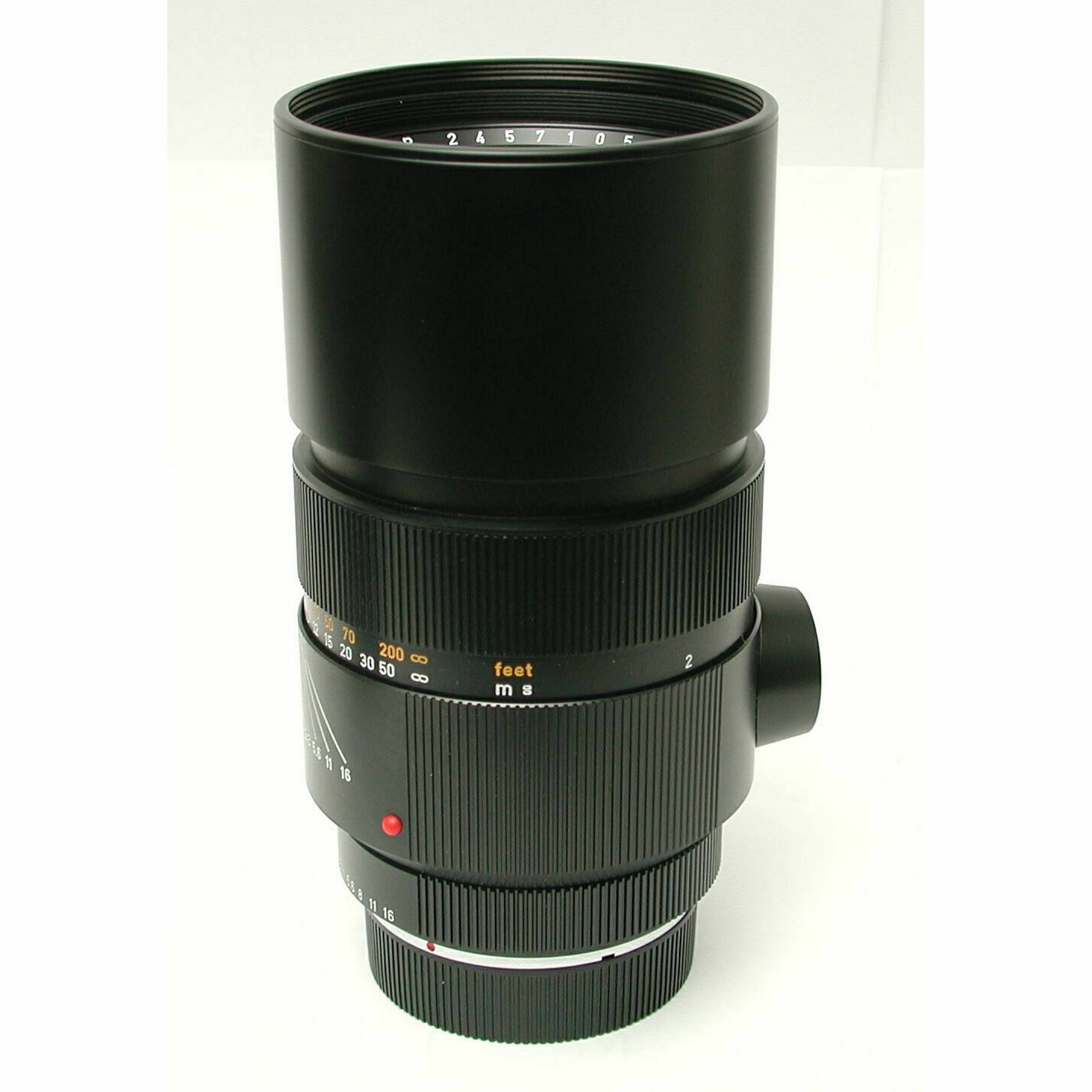 Leitz 180mm f2.8 Elmarit-R