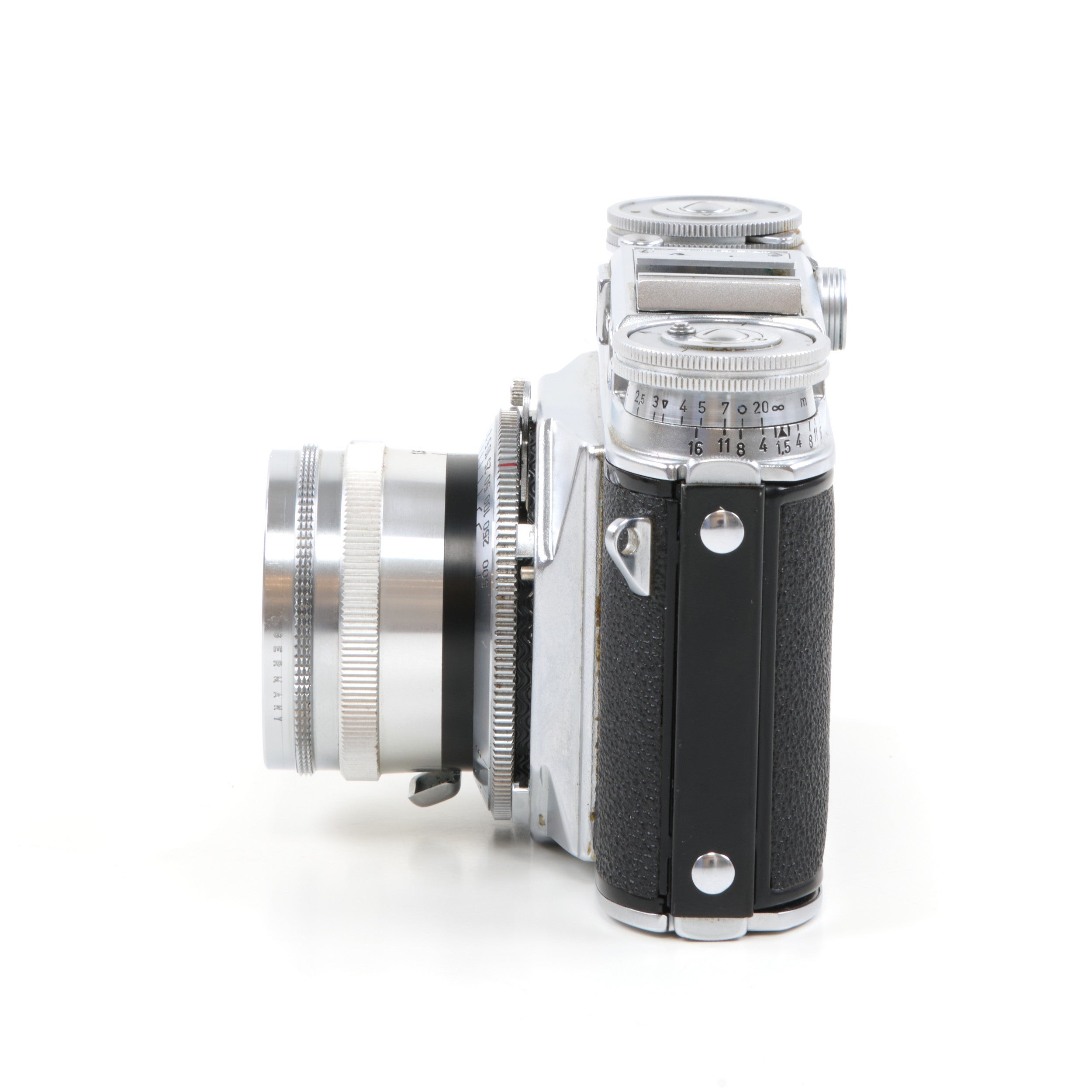 Voigtländer Prominent 3rd Model + 50mm f1.5 Nokton + Box