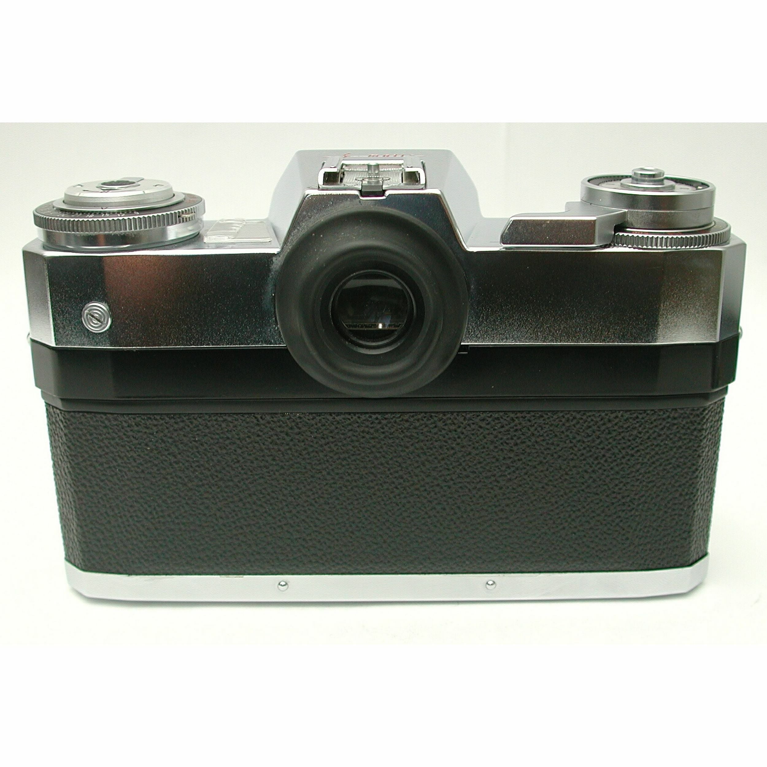 Zeiss Ikon Contarex Super Chrome + Carl Zeiss 50mm f2 Planar Chrome