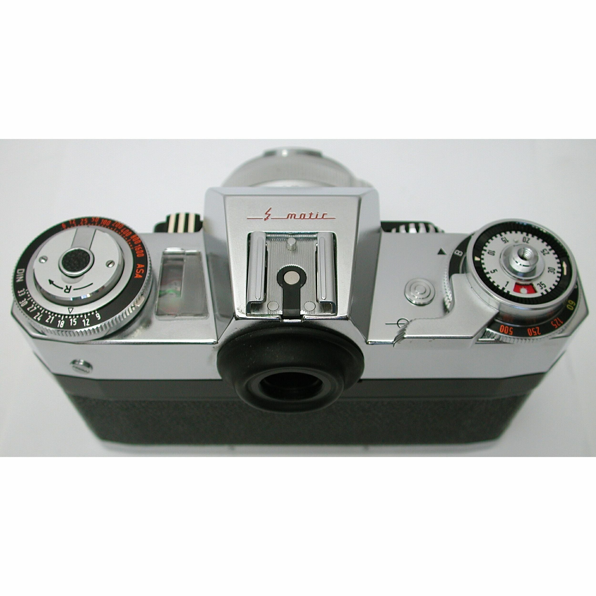 Zeiss Ikon Contarex Super Chrome + Carl Zeiss 50mm f2 Planar Chrome
