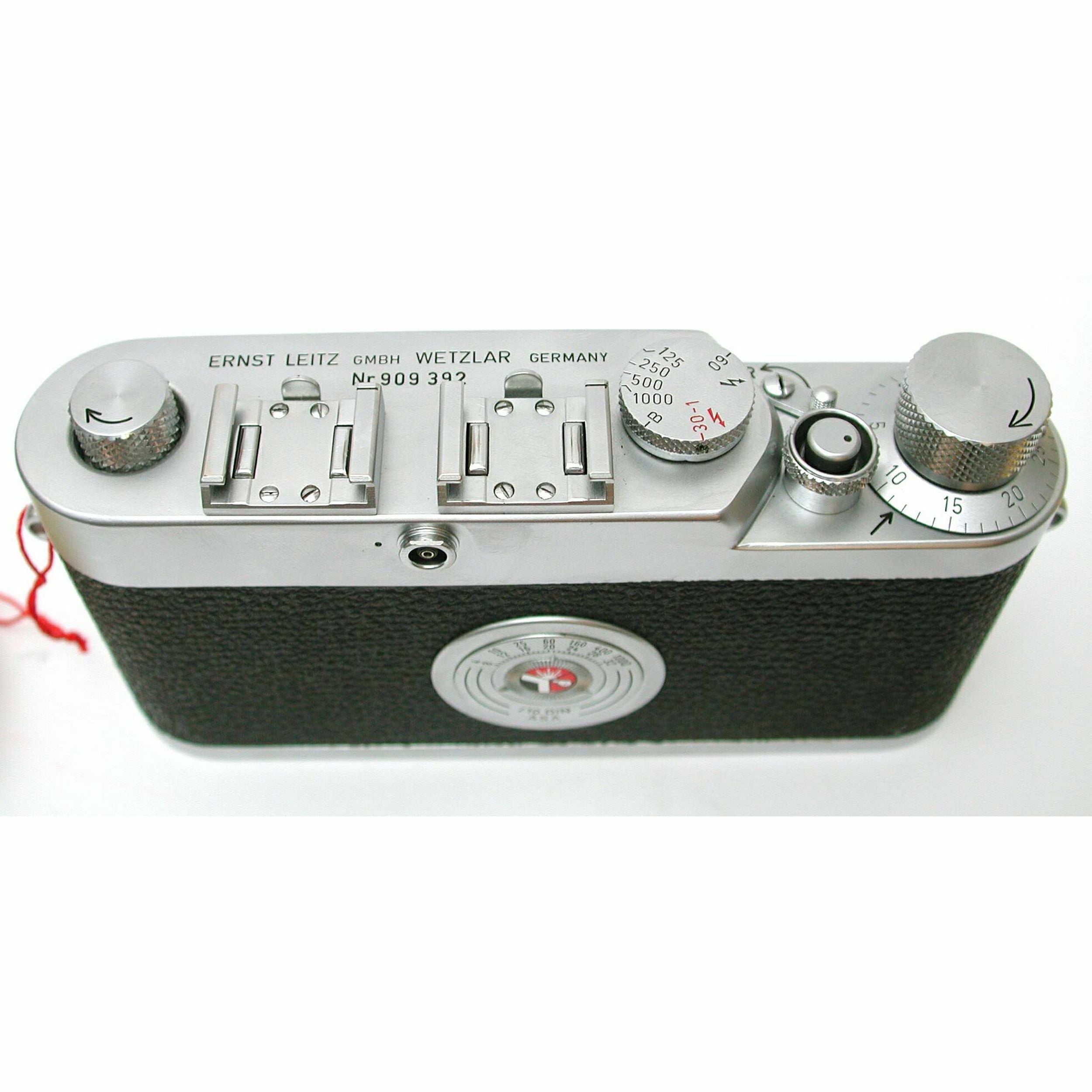 Leica IG + Box + Tag