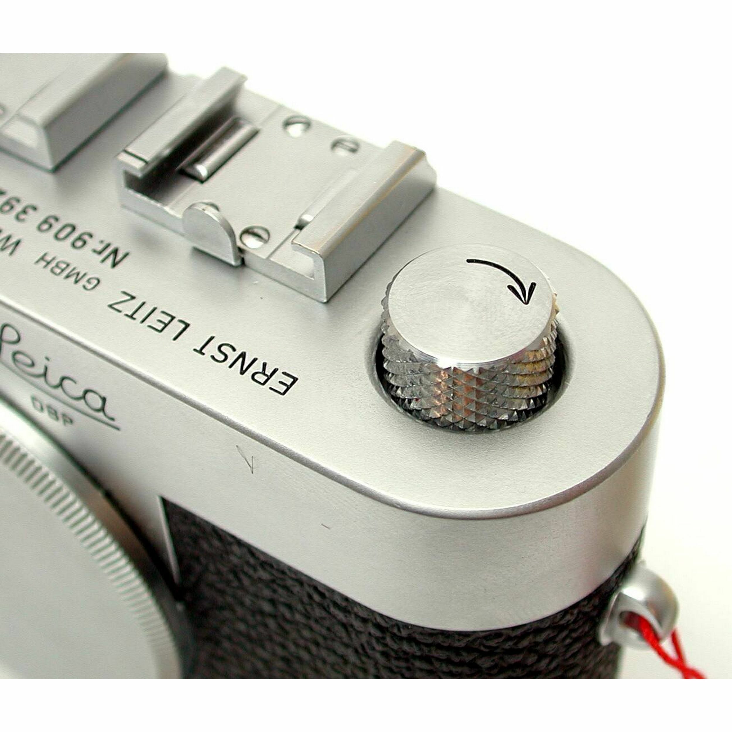 Leica IG + Box + Tag