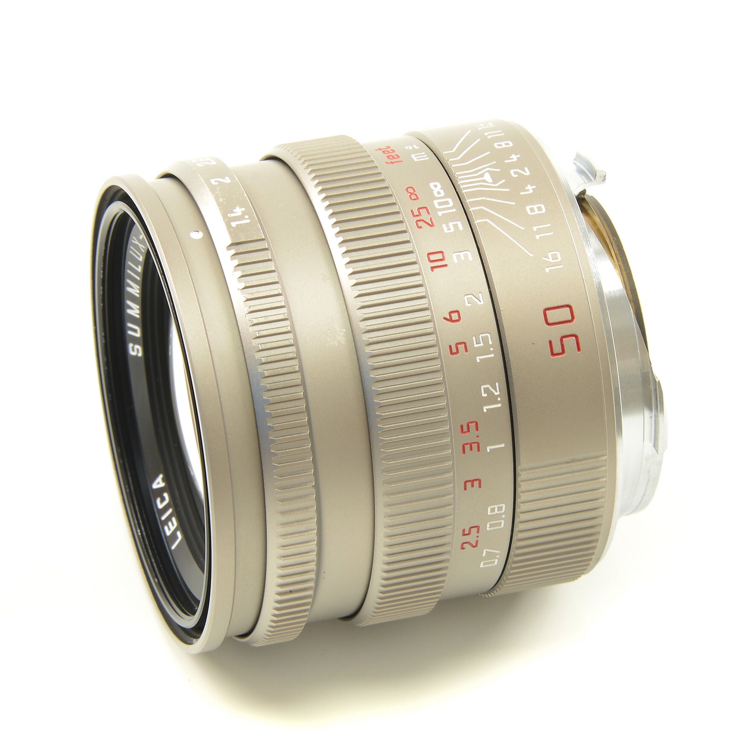 Leica 50mm f1.4 Summilux-M Titanium