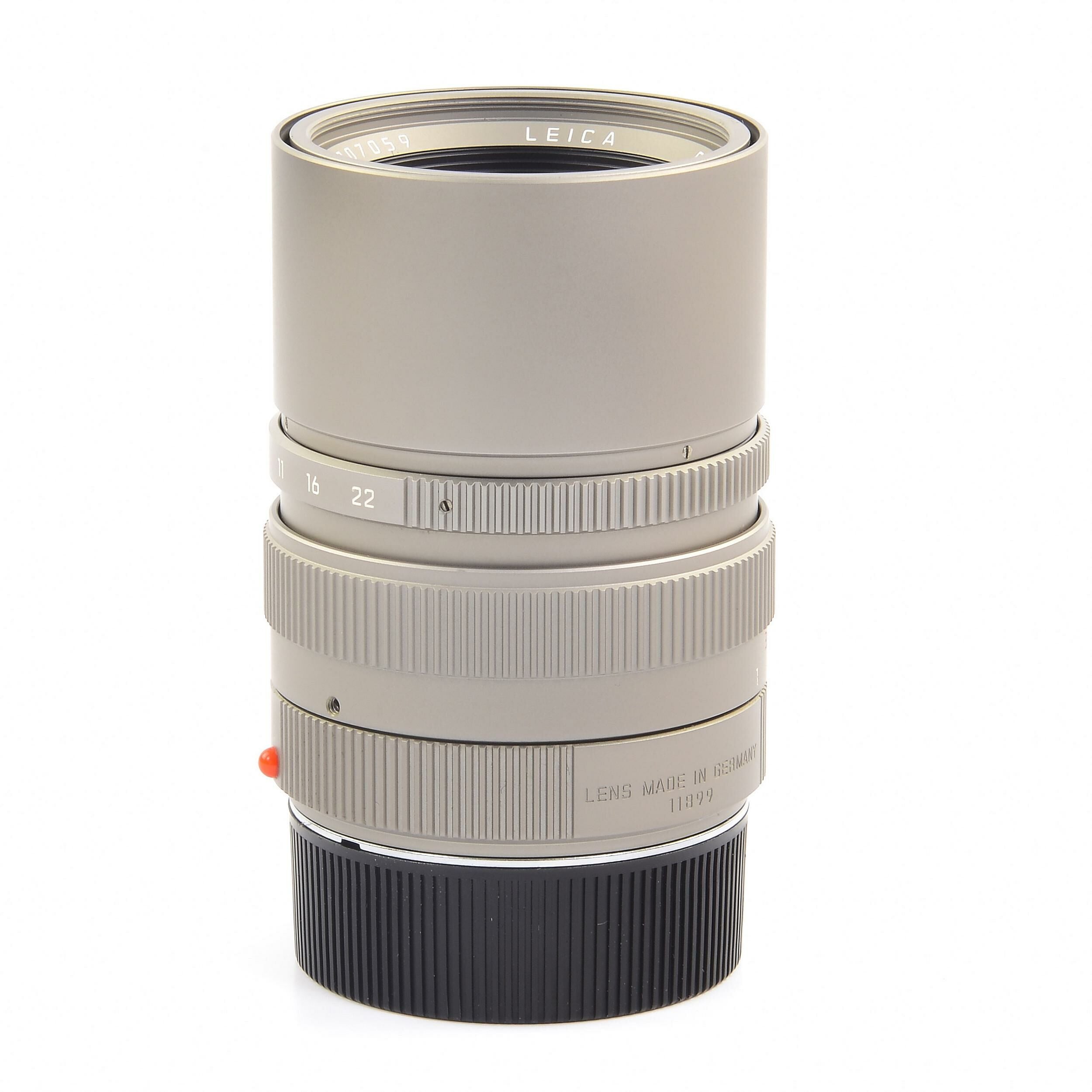 Leica 90mm f2.8 Elmarit-M Titanium