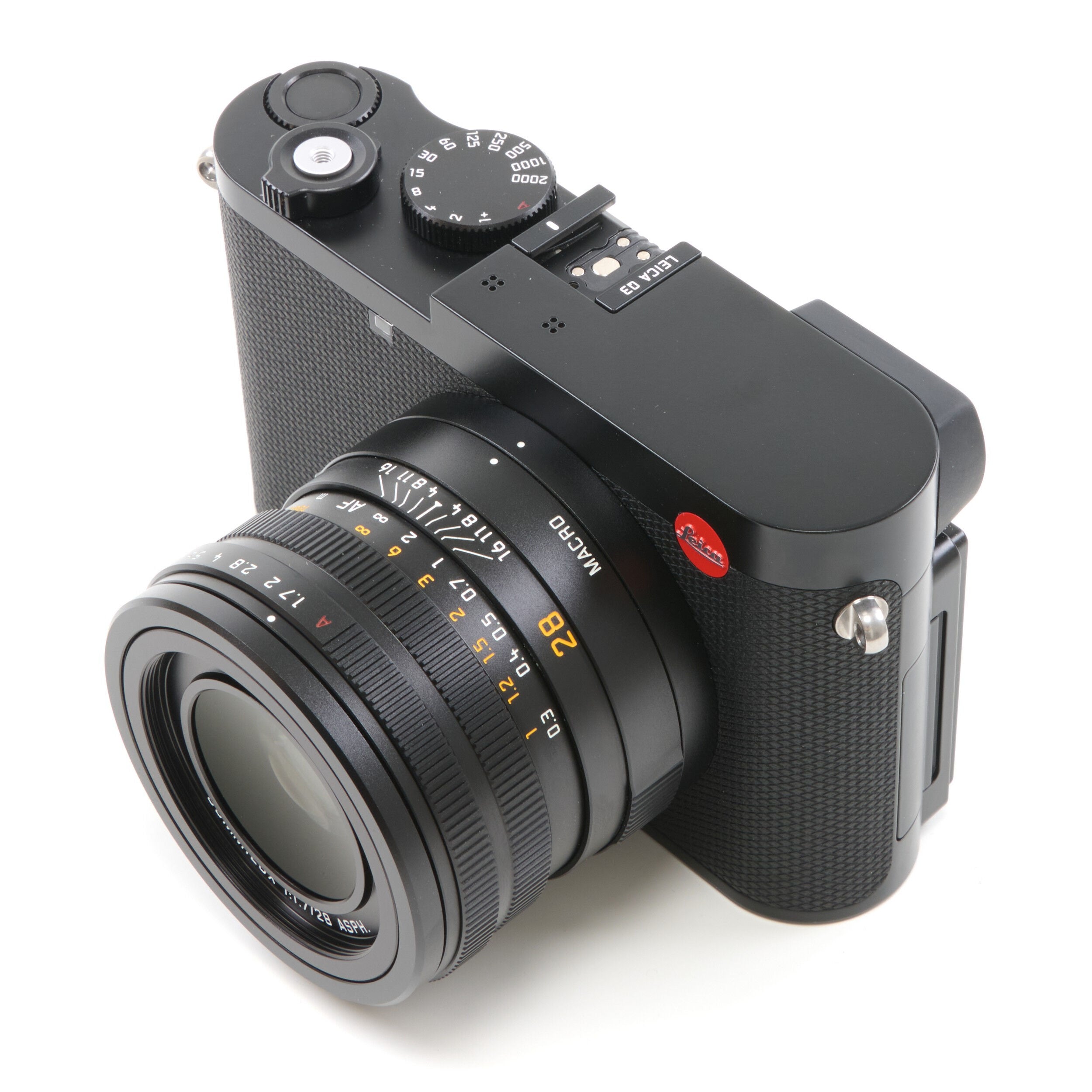 Leica Q3 + Box