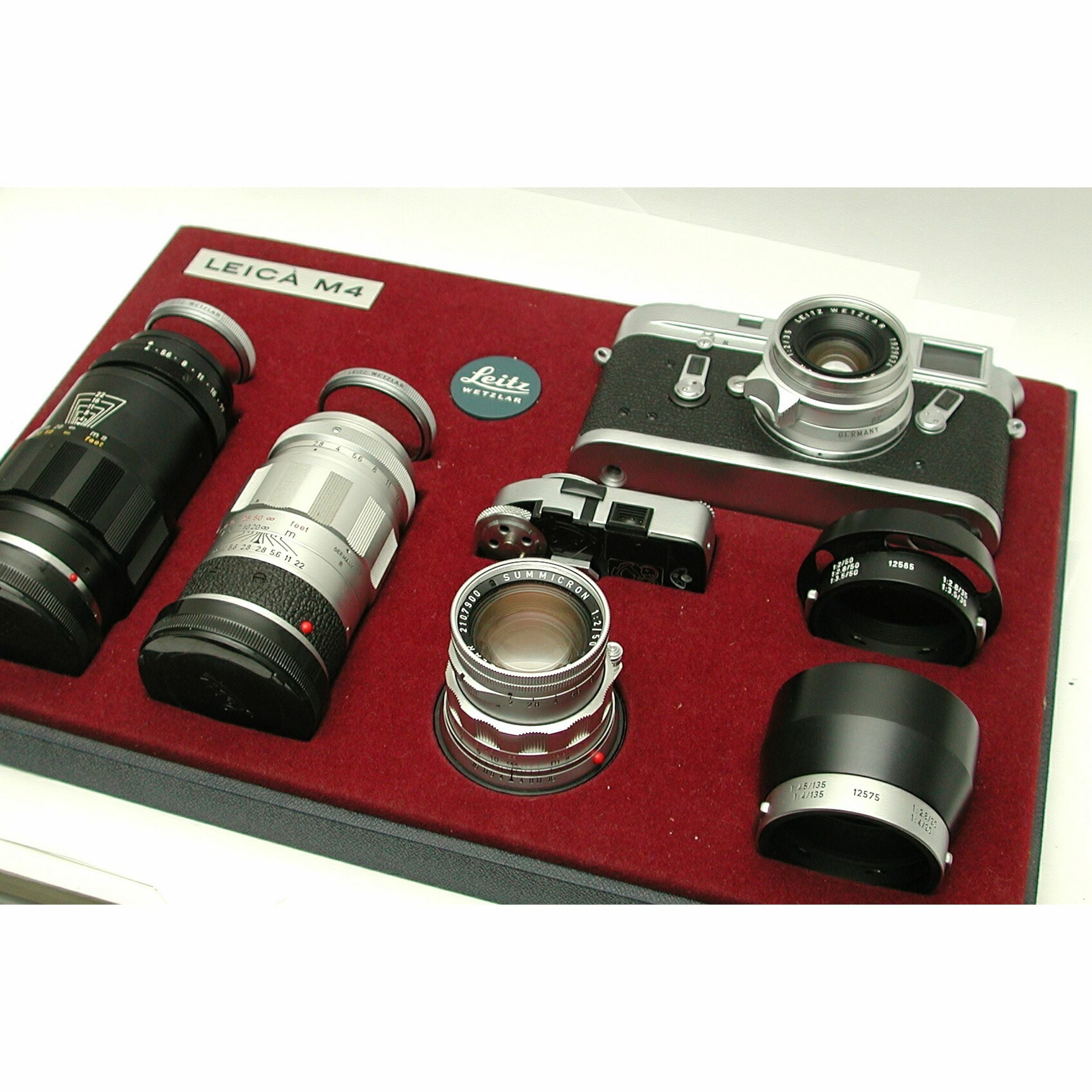 Leitz Leica M4 Display