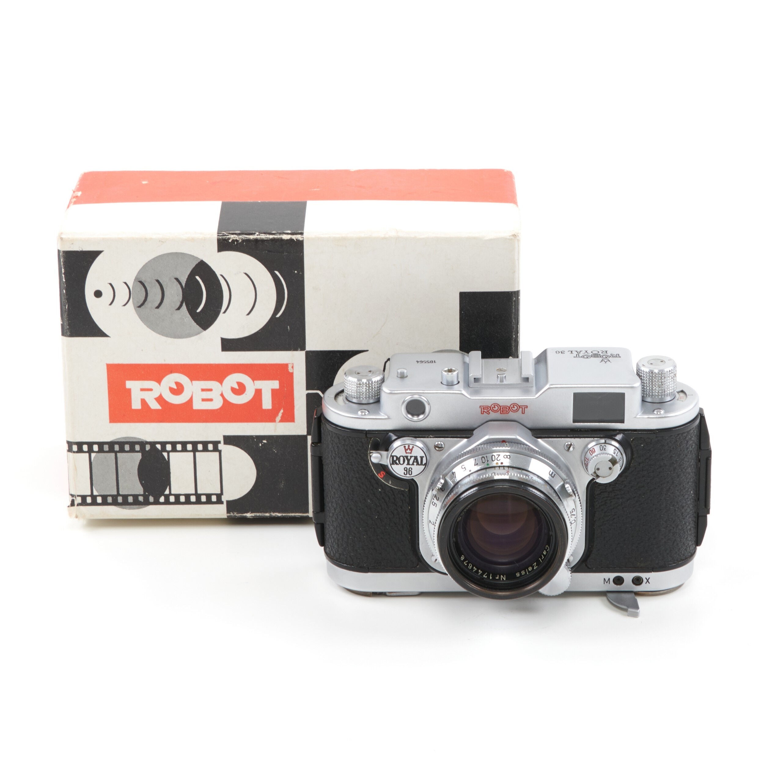 Robot Royal 36 With Continuous Firing Mode + Carl Zeiss 50mm f2 Sonnar + Box