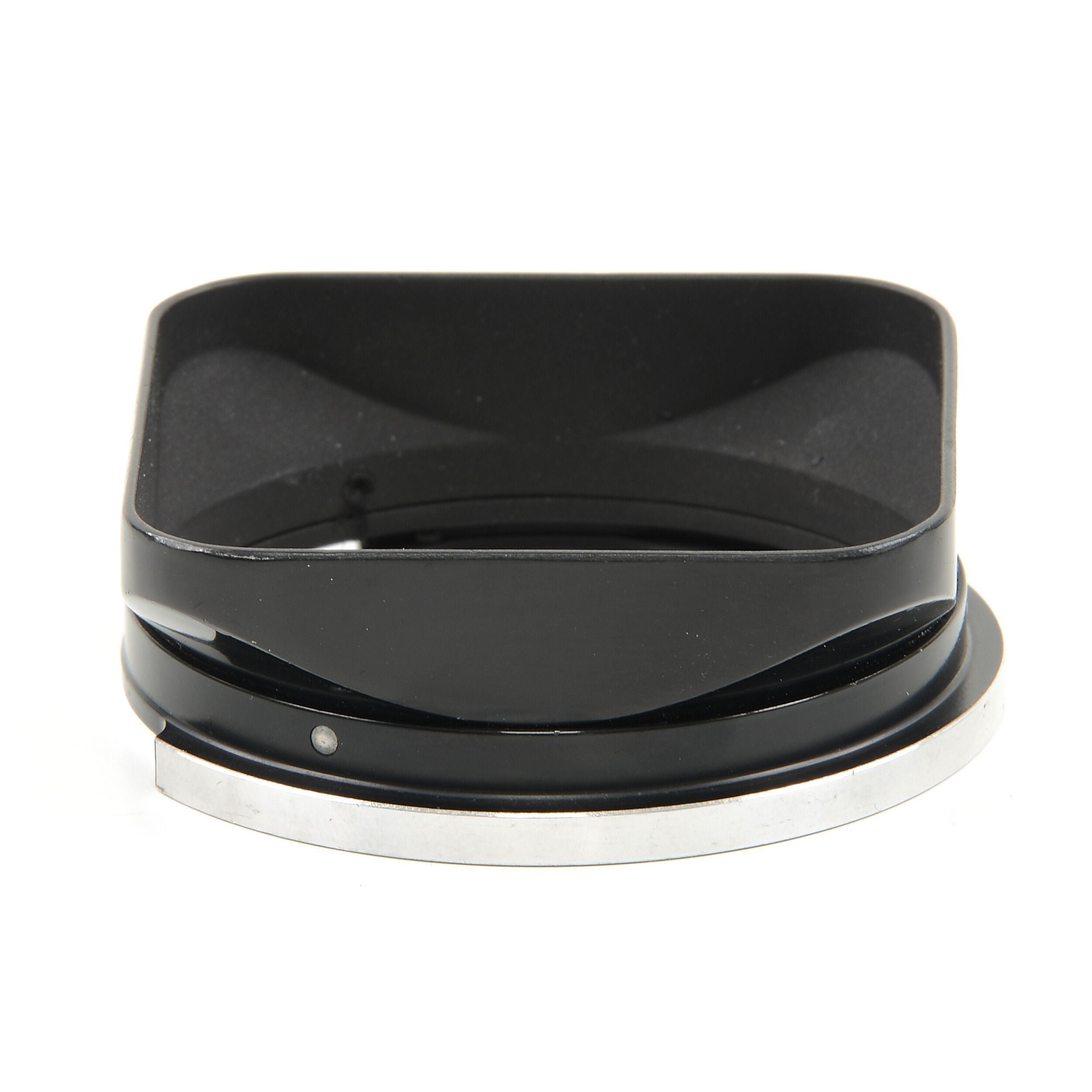 Rolleiflex Bayonet IV Wide Angle Lens Hood