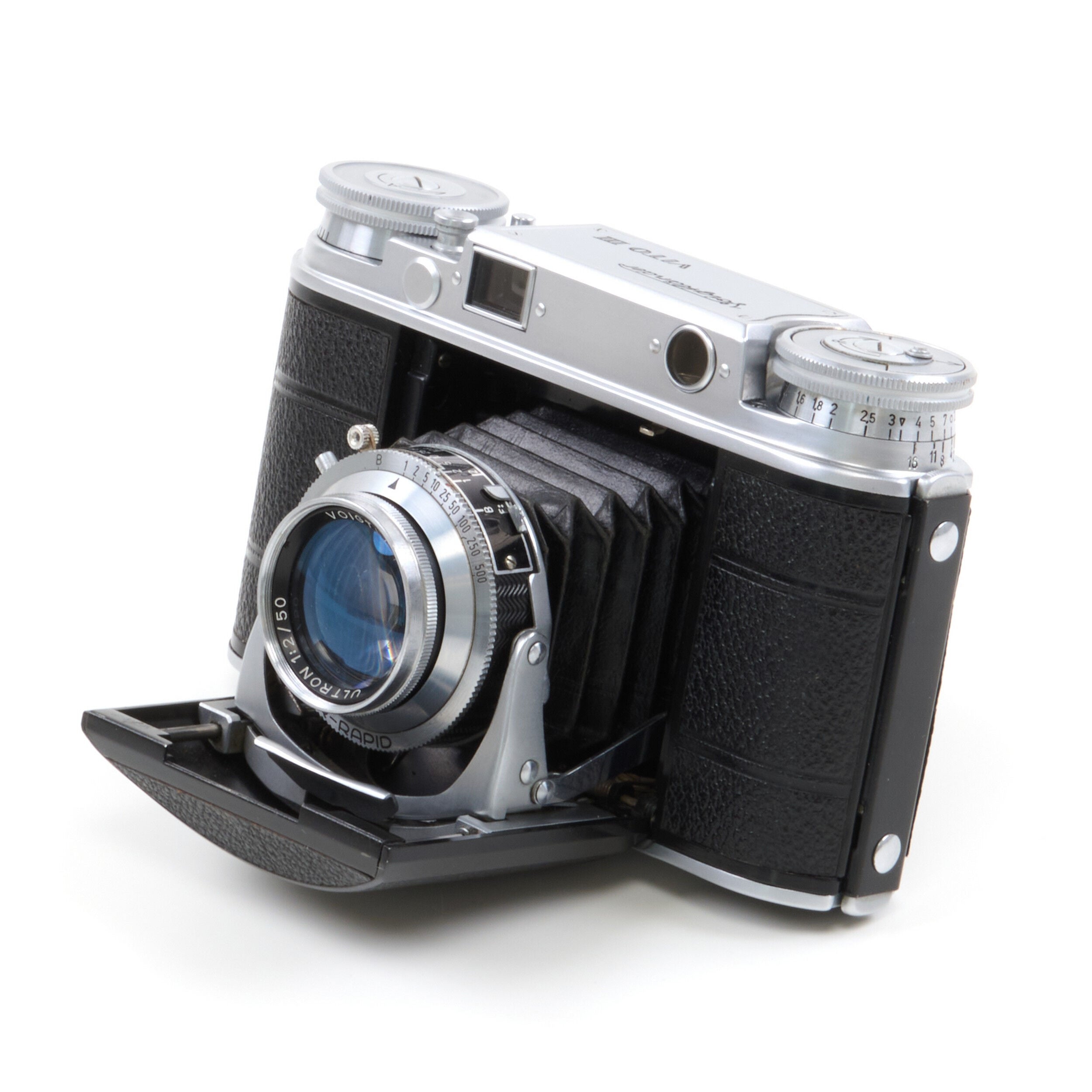 Voigtländer Vito III Very early Batch + Ultron 50mm f2 Compur-Rapid + Box