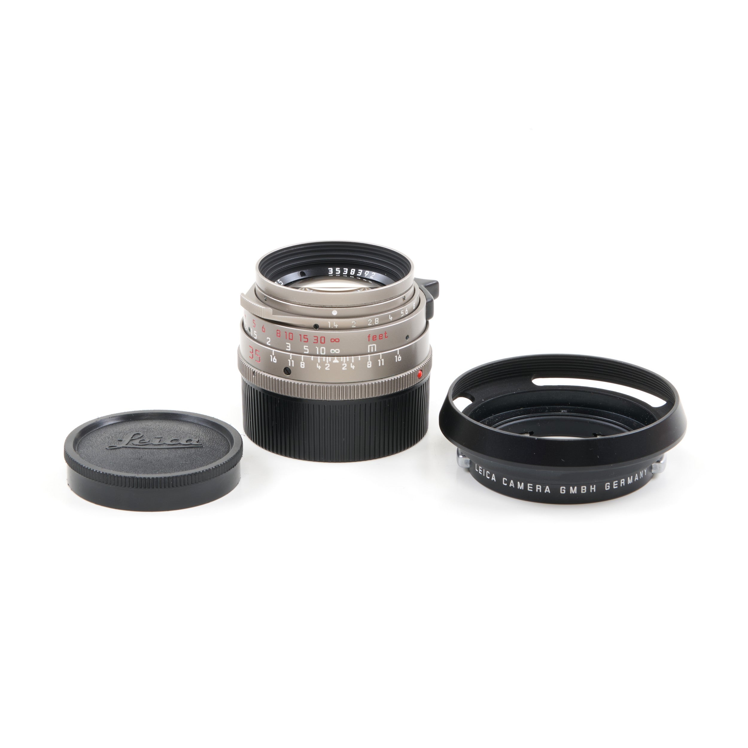 Leica 35mm f1.4 Summilux-M Titanium + Hood