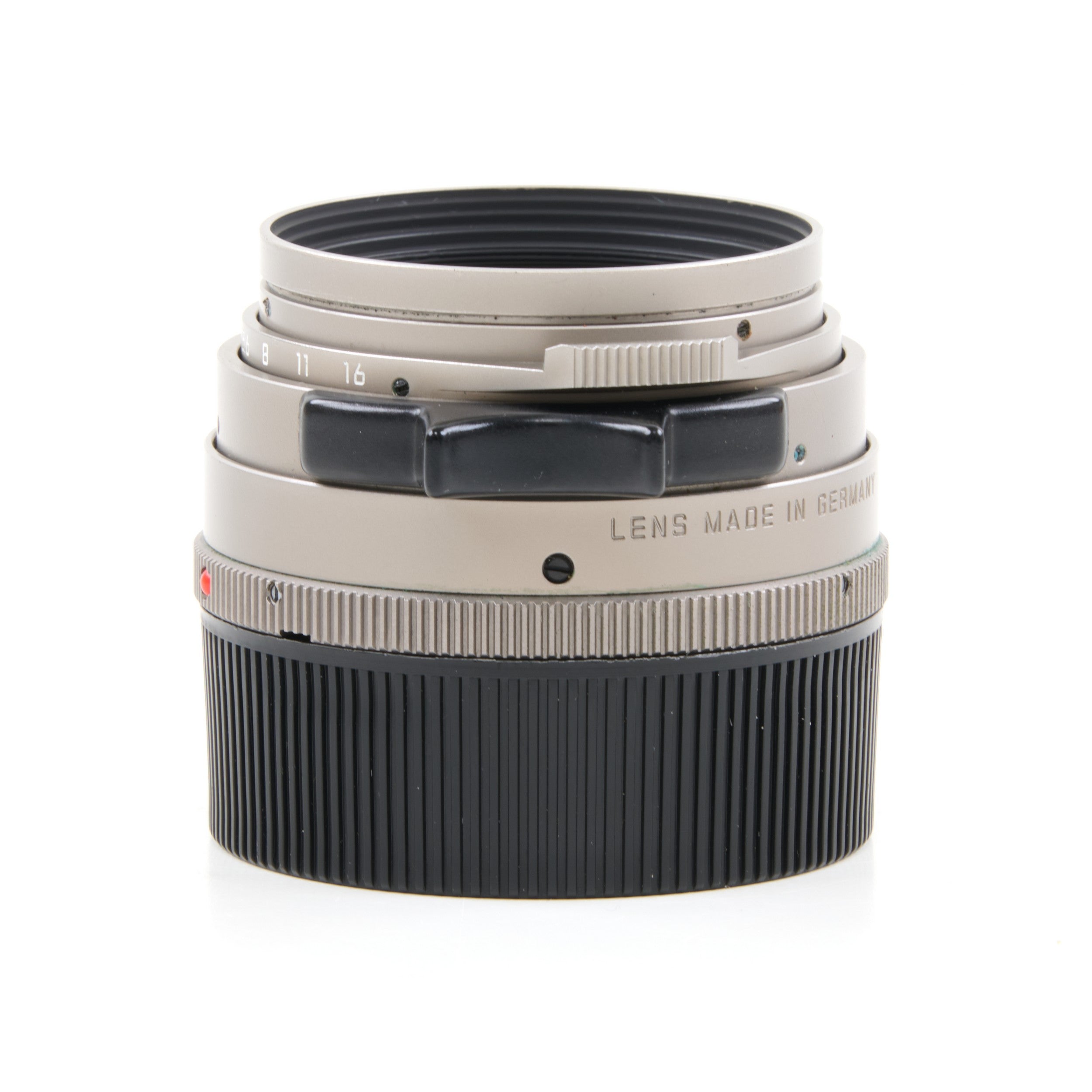 Leica 35mm f1.4 Summilux-M Titanium + Hood