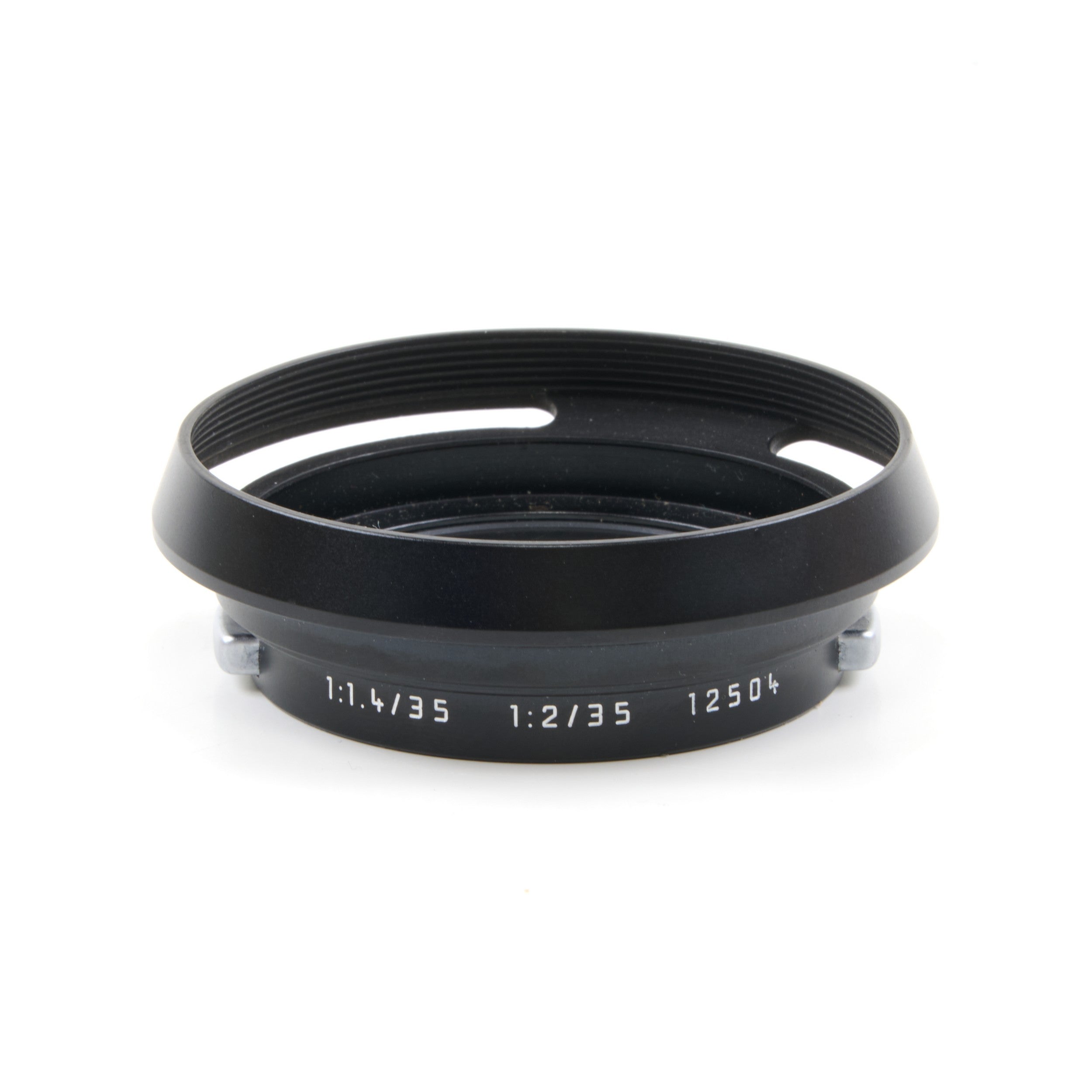 Leica 35mm f1.4 Summilux-M Titanium + Hood