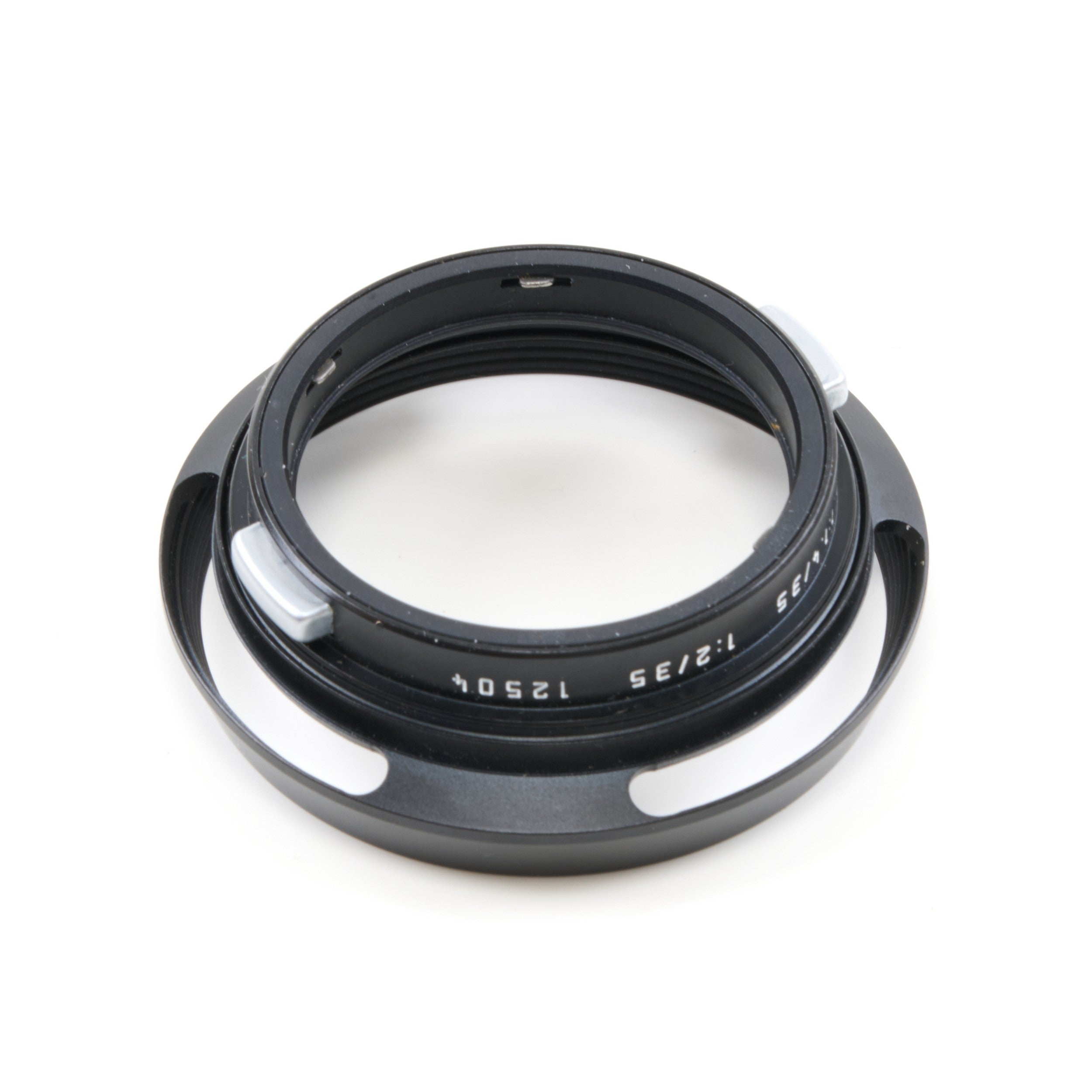 Leica 35mm f1.4 Summilux-M Titanium + Hood