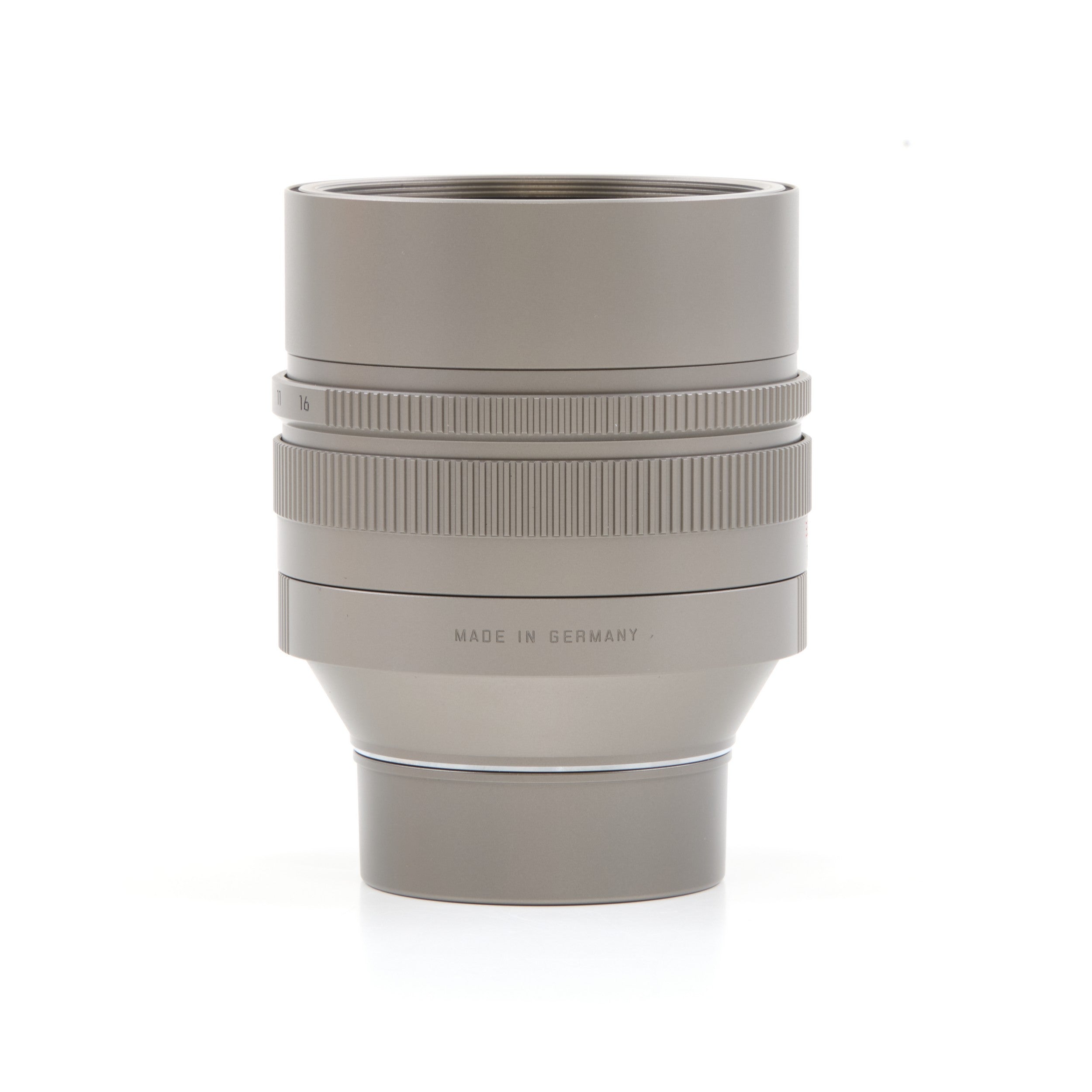 Leica 50mm f0.95 Noctilux-M ASPH Titan + Box