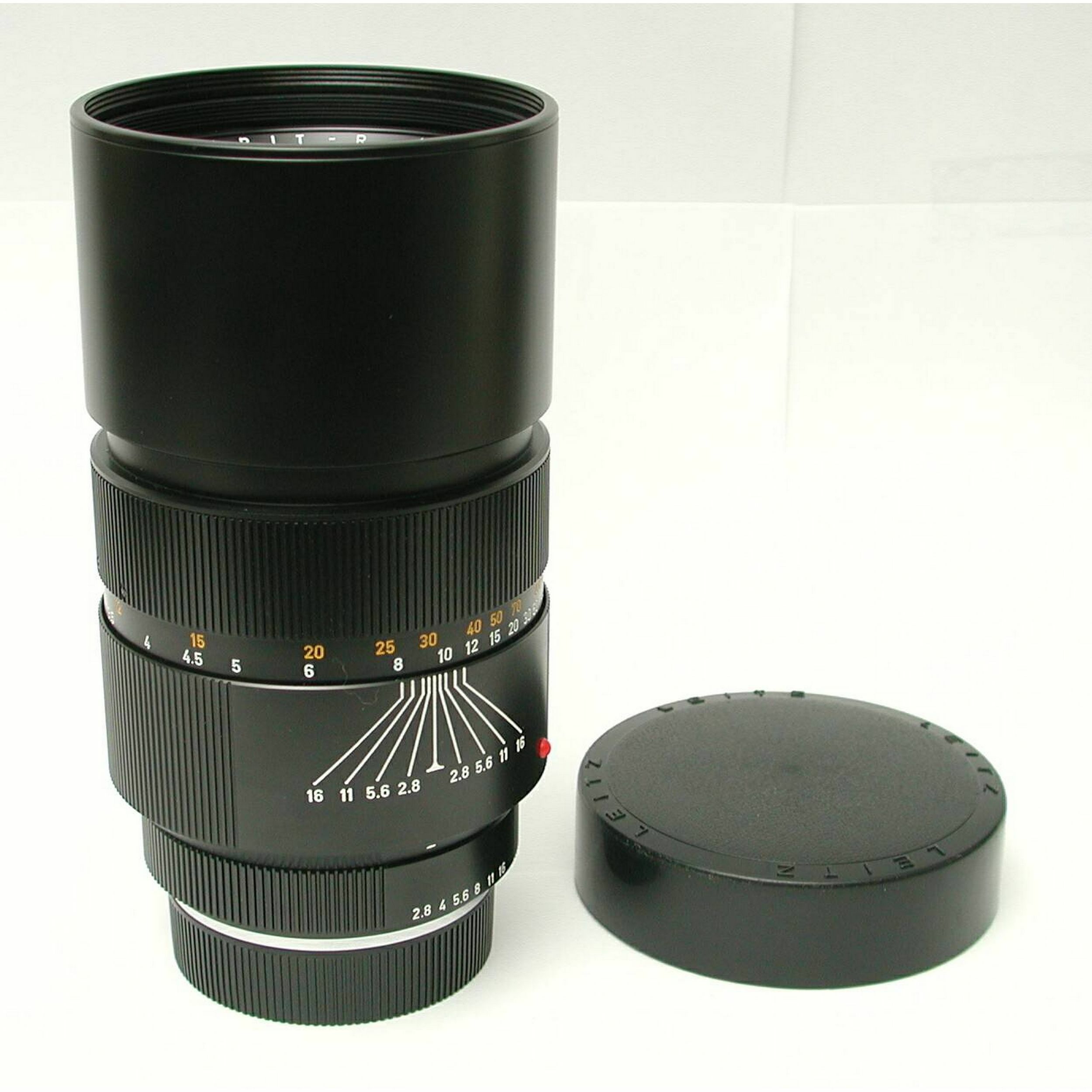 Leitz 180mm f2.8 Elmarit-R